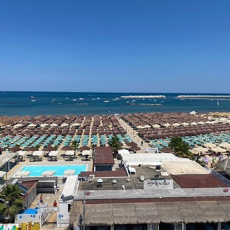 Direttamente Sul Lungomare Lägenhet Pescara Exteriör bild